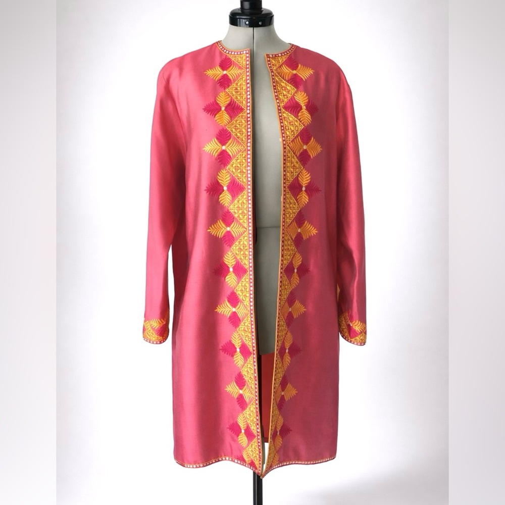 Oscar de la Renta VTG Silk Embroidered Kashmiri jacket, pink w/green lining, 6